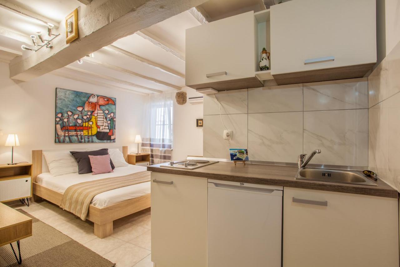 Honey Art Apartment 茨雷斯 外观 照片